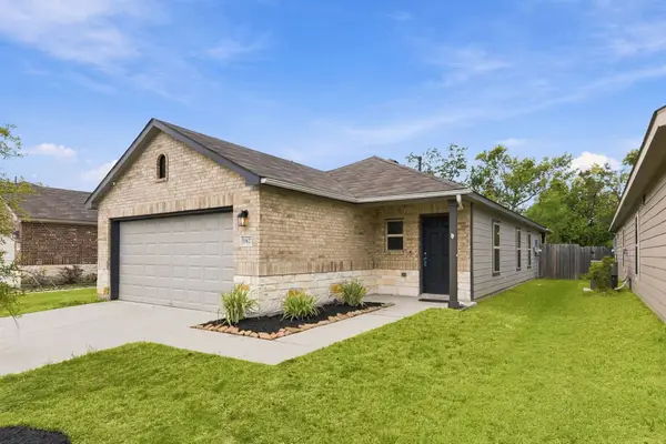 10627 Red Orchid Drive, Houston, TX 77016