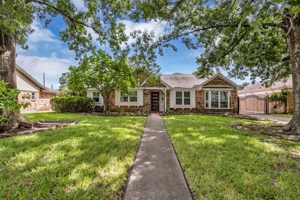 947 Thornton Road, Houston, TX 77018