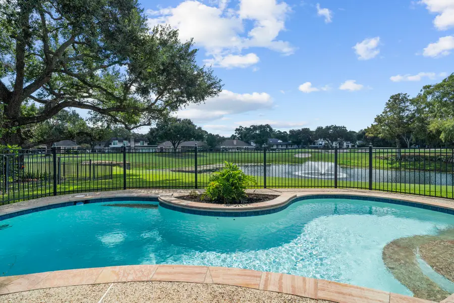44 Bendwood Drive, Sugar Land, TX 77478 - #2