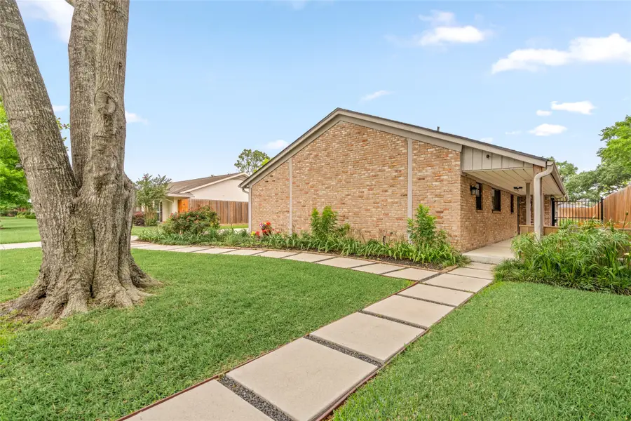 10818 Olympia Drive, Houston, TX 77042 - #2