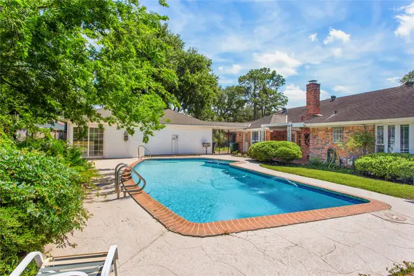5622 Long Creek Lane, Houston, TX 77088