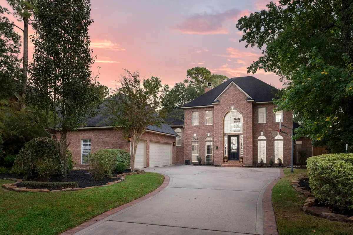 10 E Lakemist Circle, The Woodlands, TX 77381 - Image #1