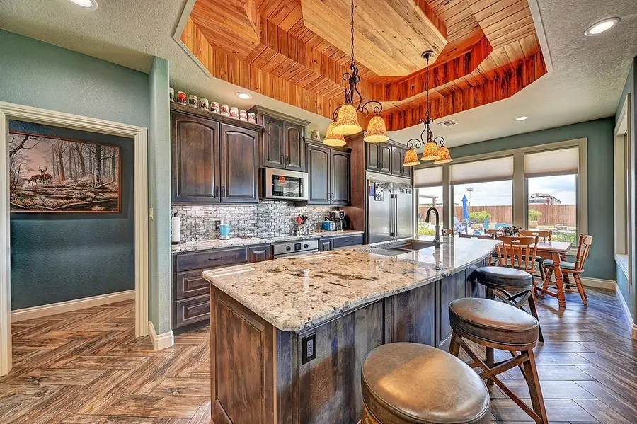 262 County Road 002, Hallettsville, TX 77964 - Image #3