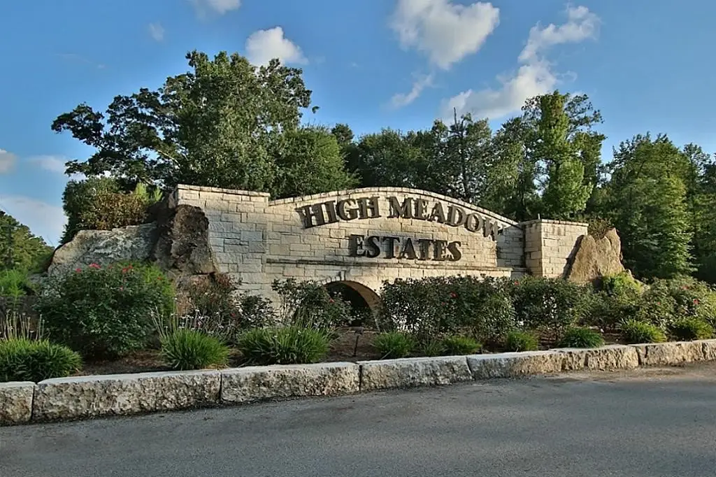 7015 Woodlake Trl, Montgomery, TX 77316 - #1