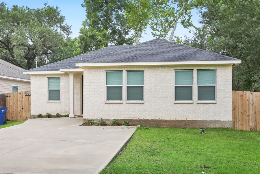 5921 Jackson Lane, Texas City, TX 77591 - #3