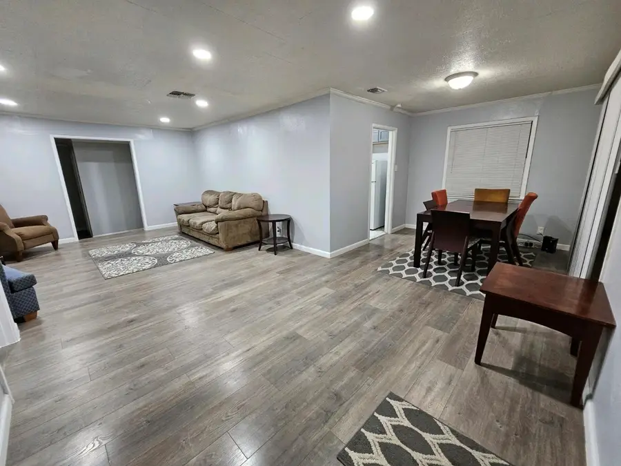 302 Blakeley Drive, San Antonio, TX 78209 - #2