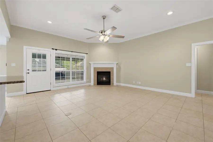 402 Magnolia Lane, Brenham, TX 77833 - #3