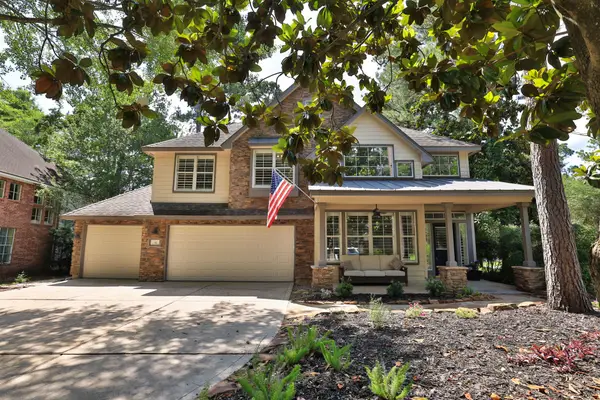 61 Lightwood Trace, The Woodlands, TX 77382