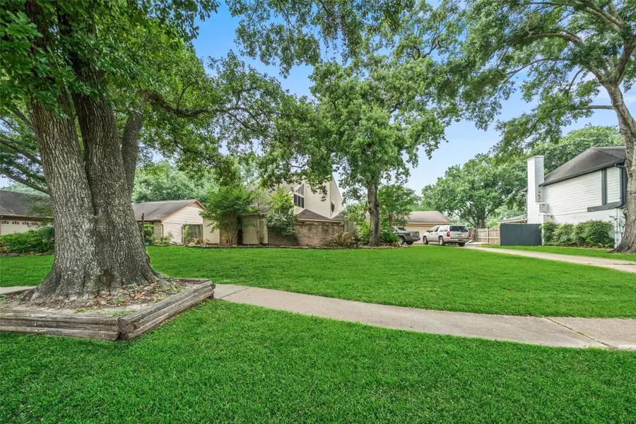 16510 De Lozier Street, Jersey Village, TX 77040 - #2