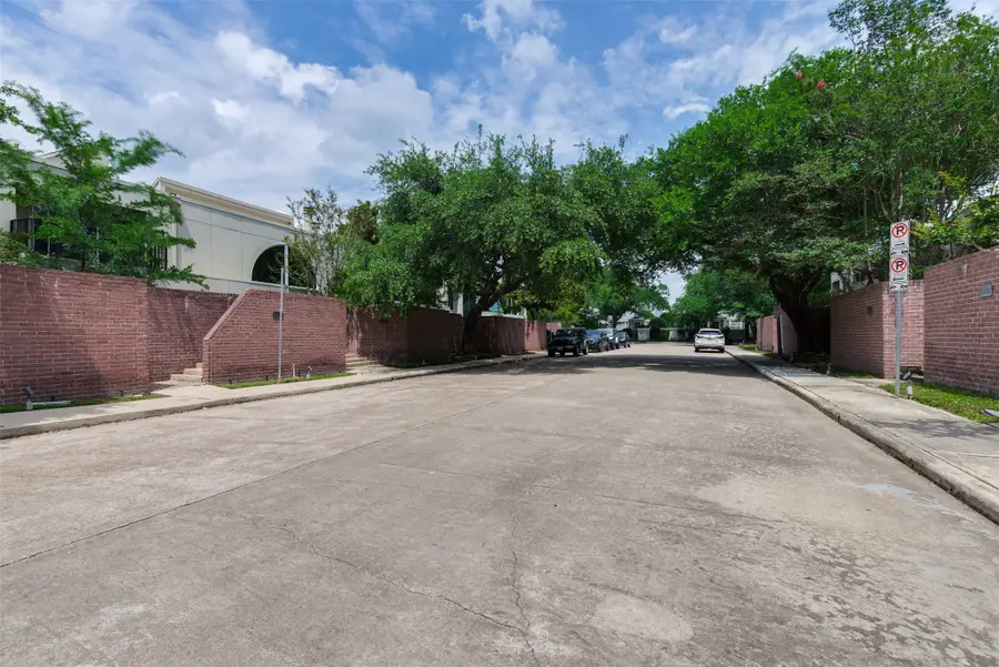 2324 Steel Street #20, Houston, TX 77098 - #3