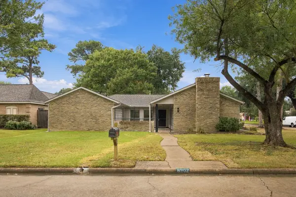 8902 Rocky Lane, Houston, TX 77040