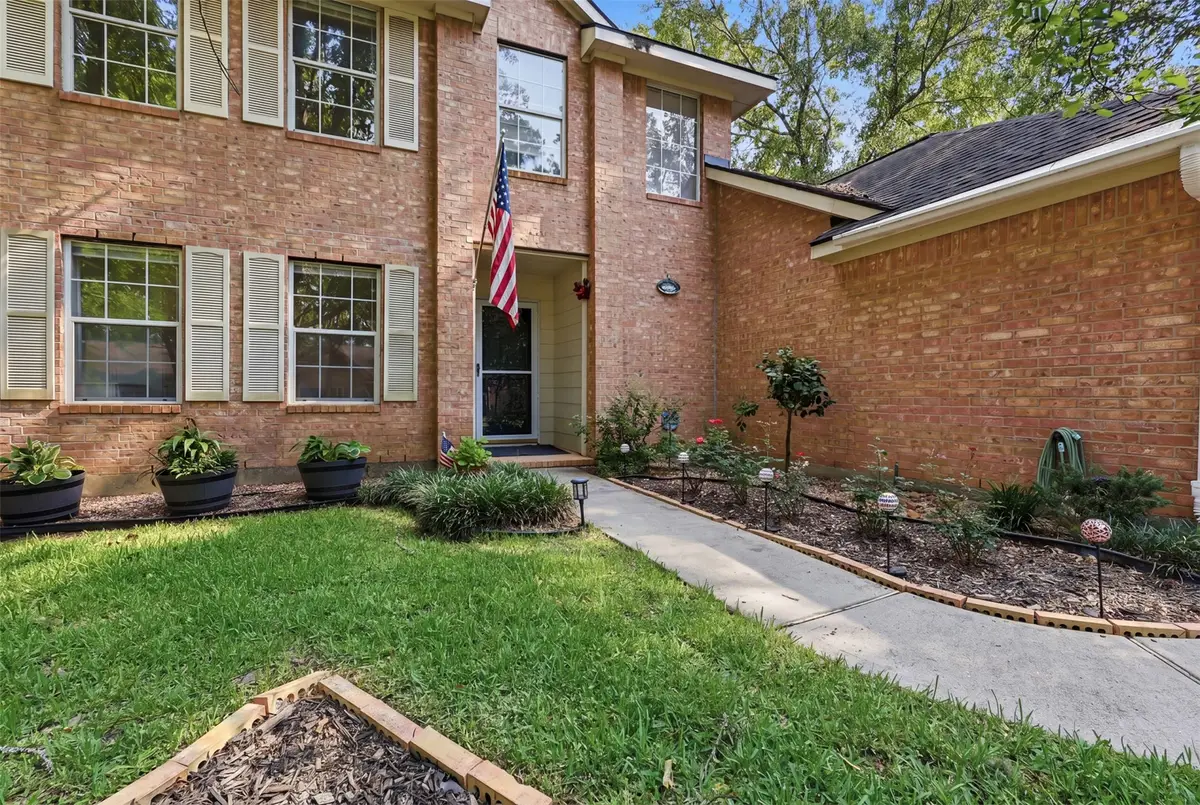97 N Hollylaurel Circle, The Woodlands, TX 77382 - #1