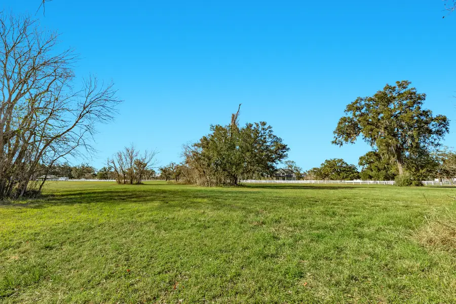 1119 Indian Ridge, Rosharon, TX 77583 - Image #2