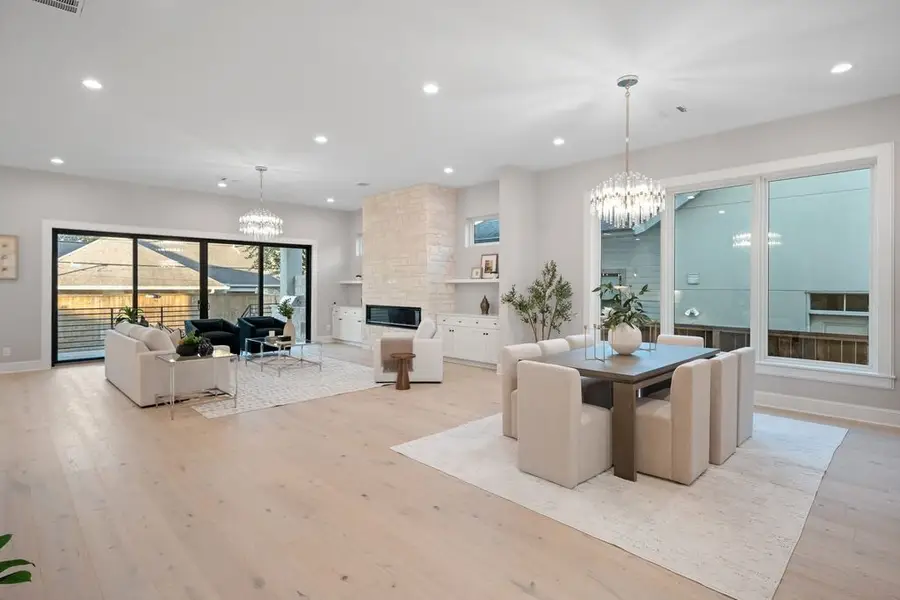 2046 Macarthur Street, Houston, TX 77030 - Image #3