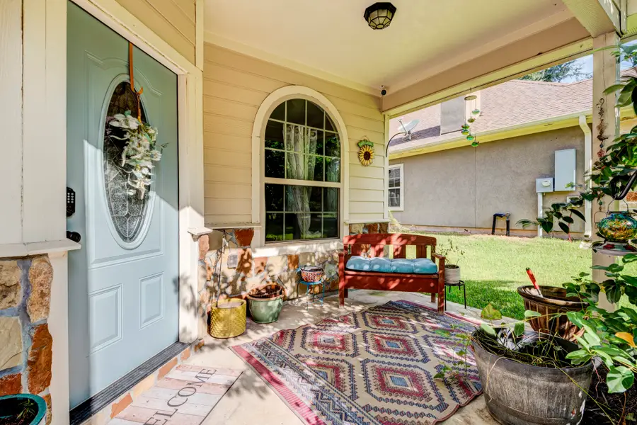 901 Franconia Drive, Montgomery, TX 77316 - Image #3