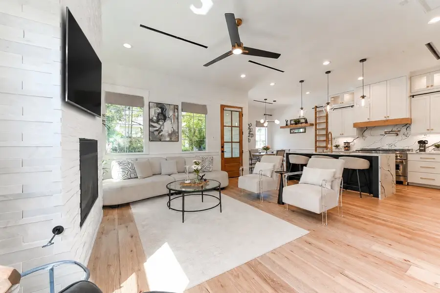 1512 Ashland Street, Houston, TX 77008 - #2