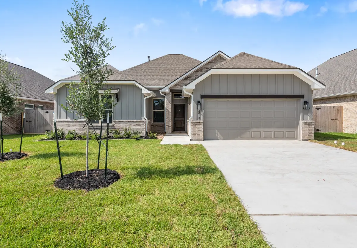 2813 Spector Drive, Bryan, TX 77808 - Image #1