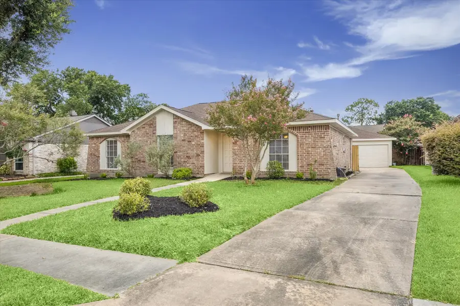 12050 Sturdivant Street, Meadows Place, TX 77477 - #2