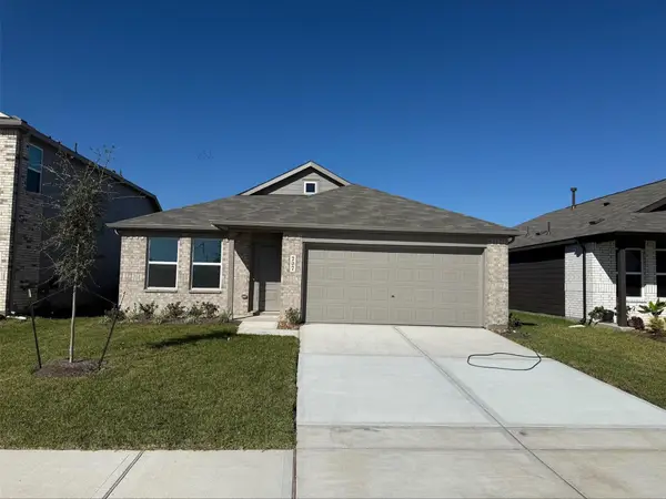 9511 Dazzling Tentacle Drive, Baytown, TX 77521