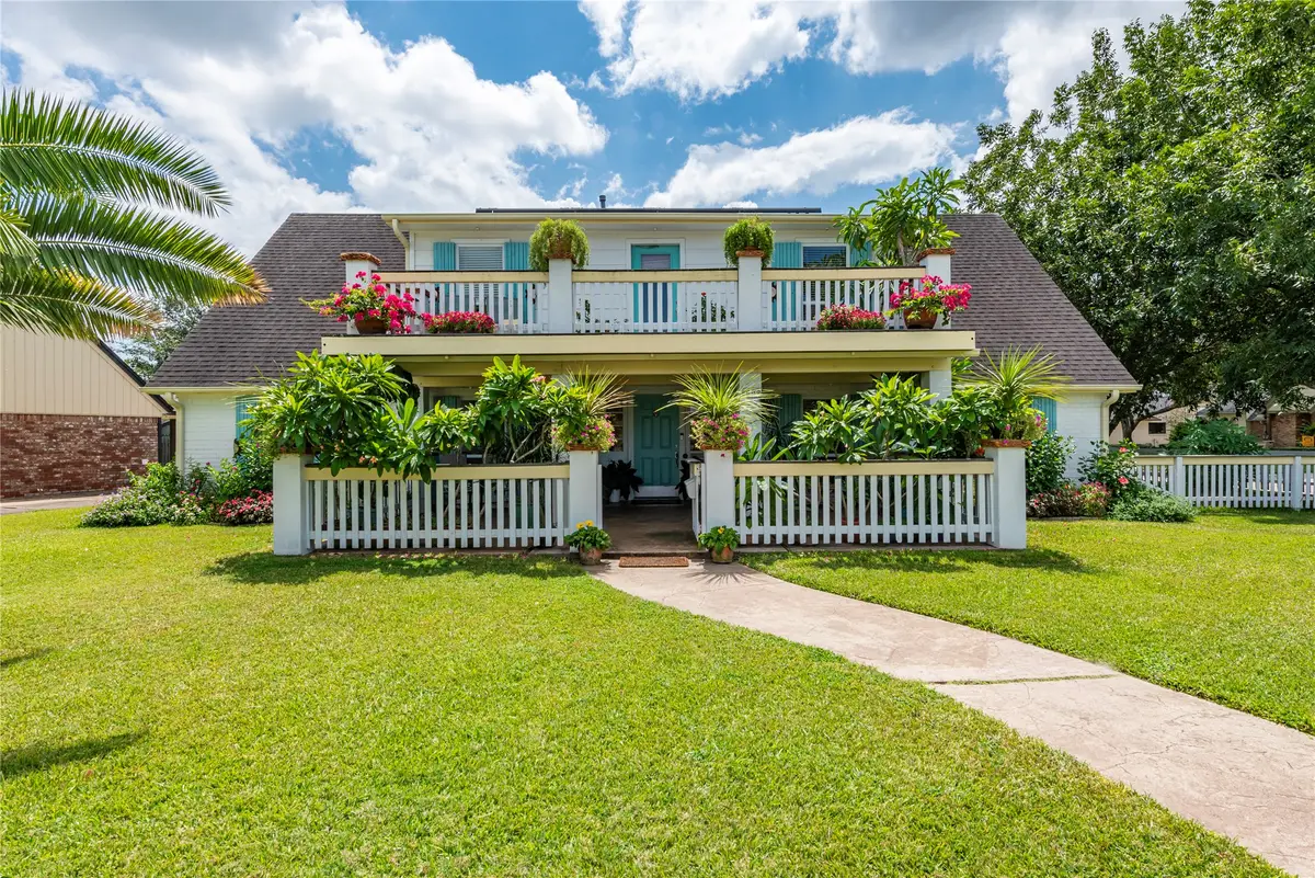 1902 Port Royal Drive, Nassau Bay, TX 77058 - #1