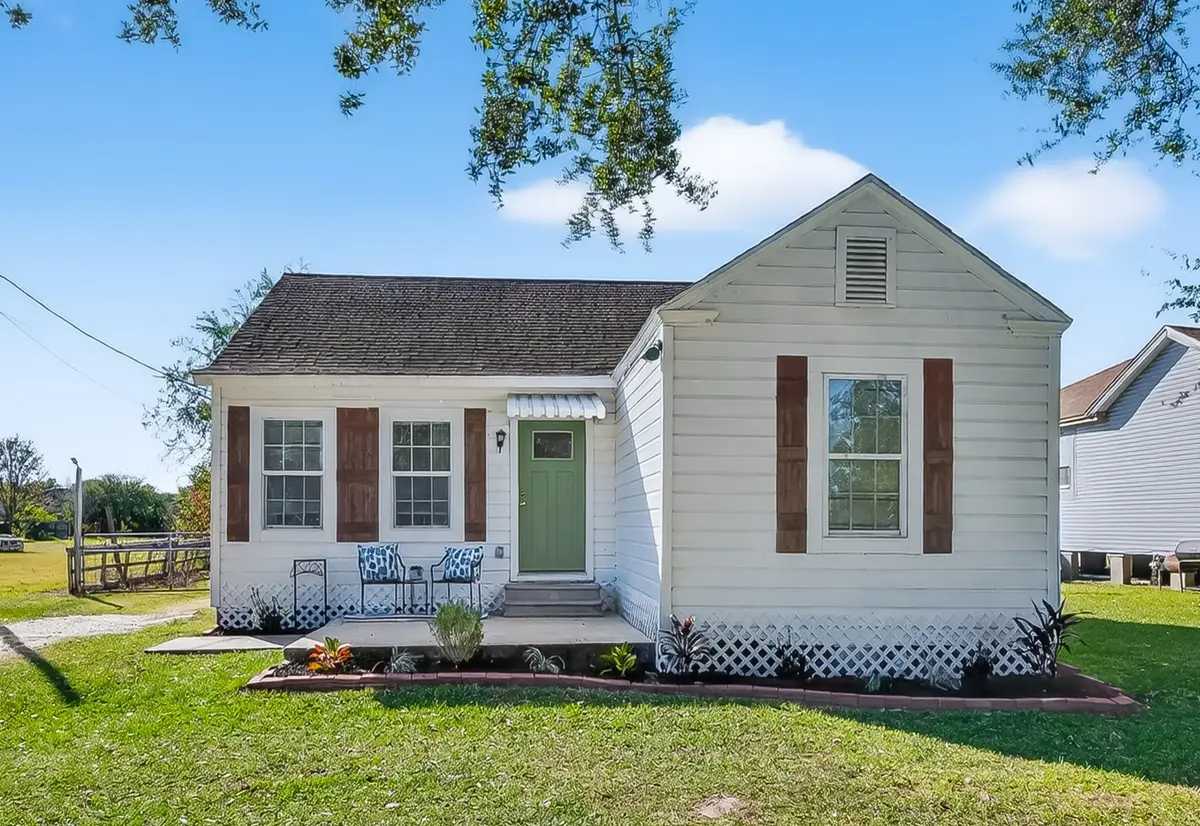 12235 6th Street, Santa Fe, TX 77510 - Image #1