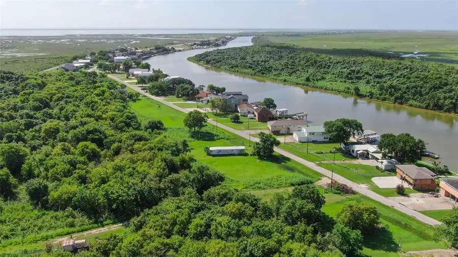 20A County Road 257, Matagorda, TX 77457 - Image #2