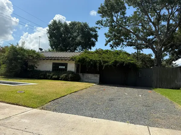 5301 Judalon Lane, Houston, TX 77056