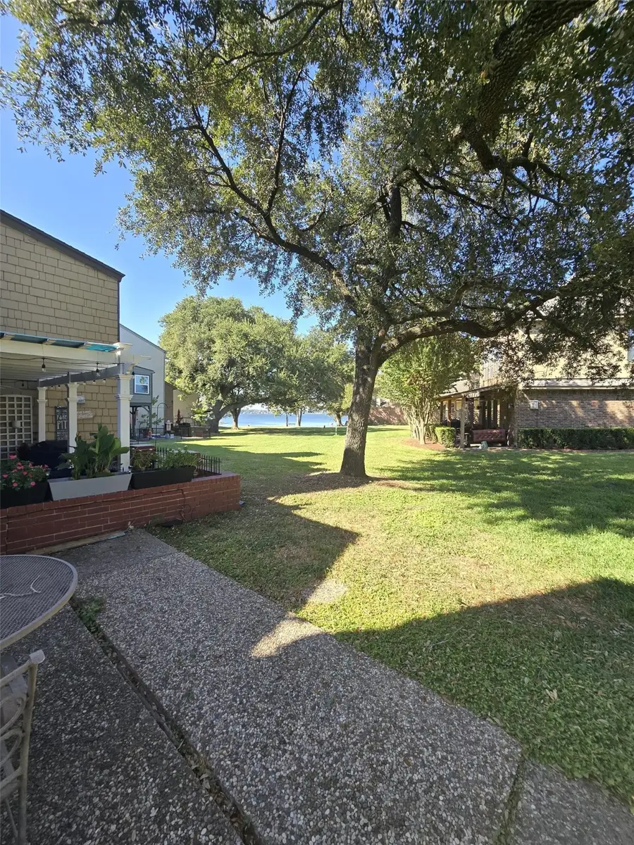 1929 Clipper Court, Willis, TX 77318 - Image #2