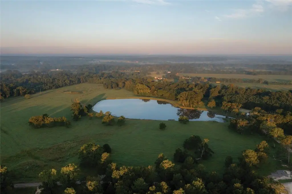 16068 Four Hills Rd, Willis, TX 77378 - #1