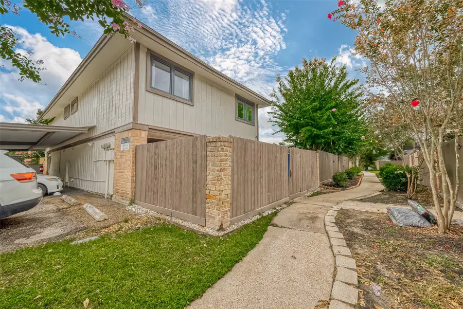 12042 Mighty Oak Drive #B, Houston, TX 77066 - #3