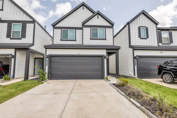 3227 Creston Gate Drive, Houston, TX 77047
