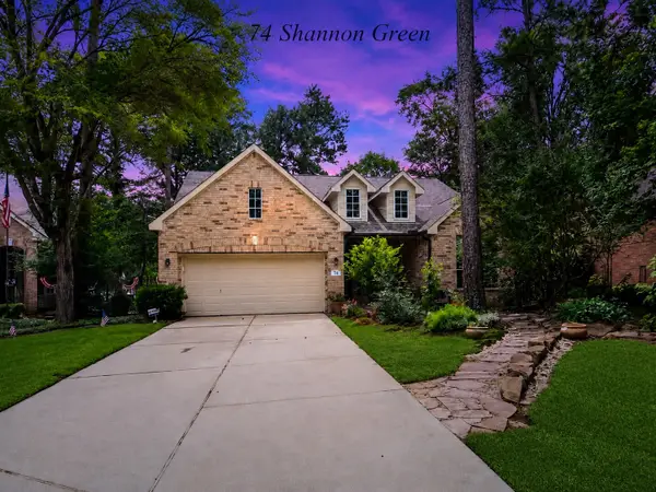 74 Shannon Green Court, The Woodlands, TX 77384