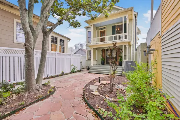 611 Church Street, Galveston, TX 77550