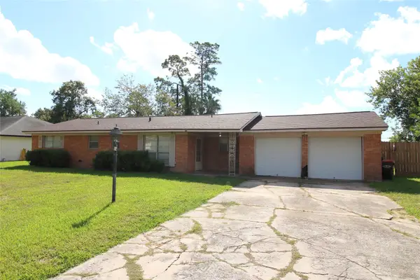 111 Staples Drive, Baytown, TX 77523