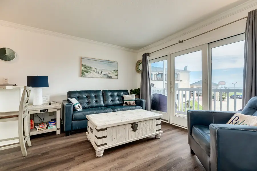 6300 Seawall Boulevard #3215, Galveston, TX 77551 - Image #2