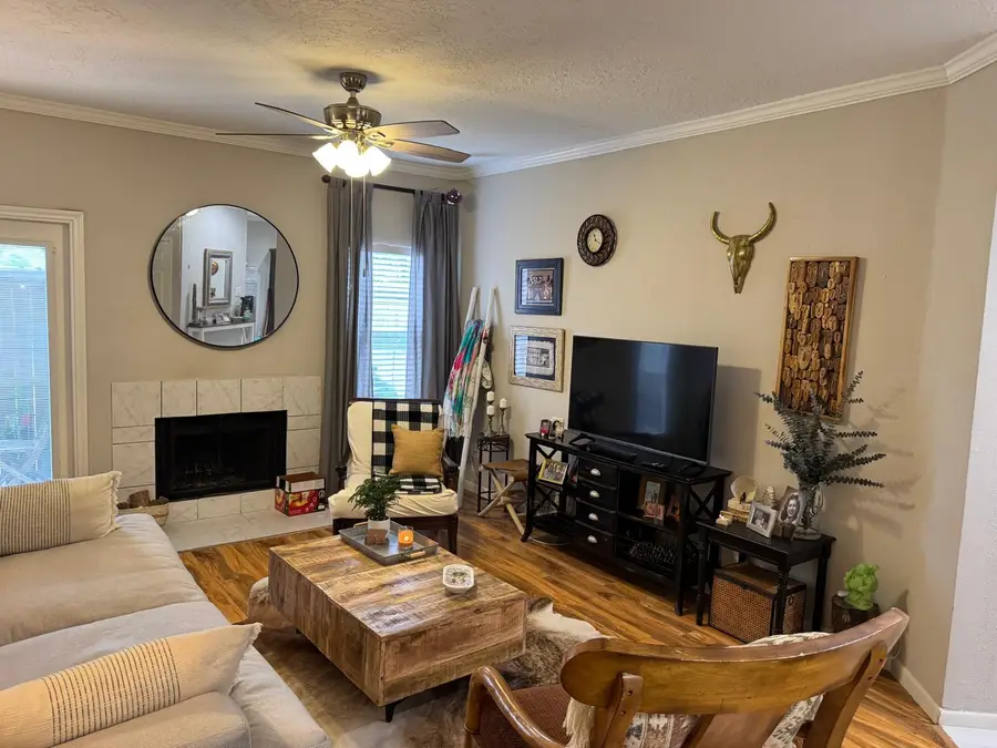 2011 Spenwick Drive #511, Houston, TX 77055 - Image #3