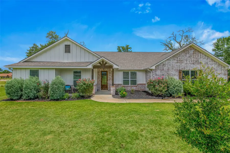 9868 Albert Drive, Iola, TX 77861 - Image #2