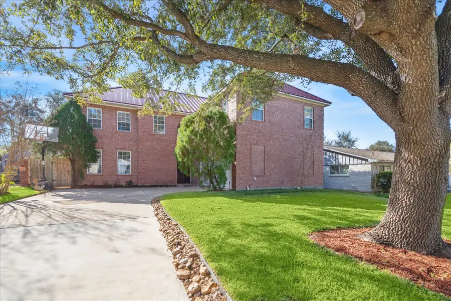 4505 Mimosa Drive, Bellaire, TX 77401 - Image #3