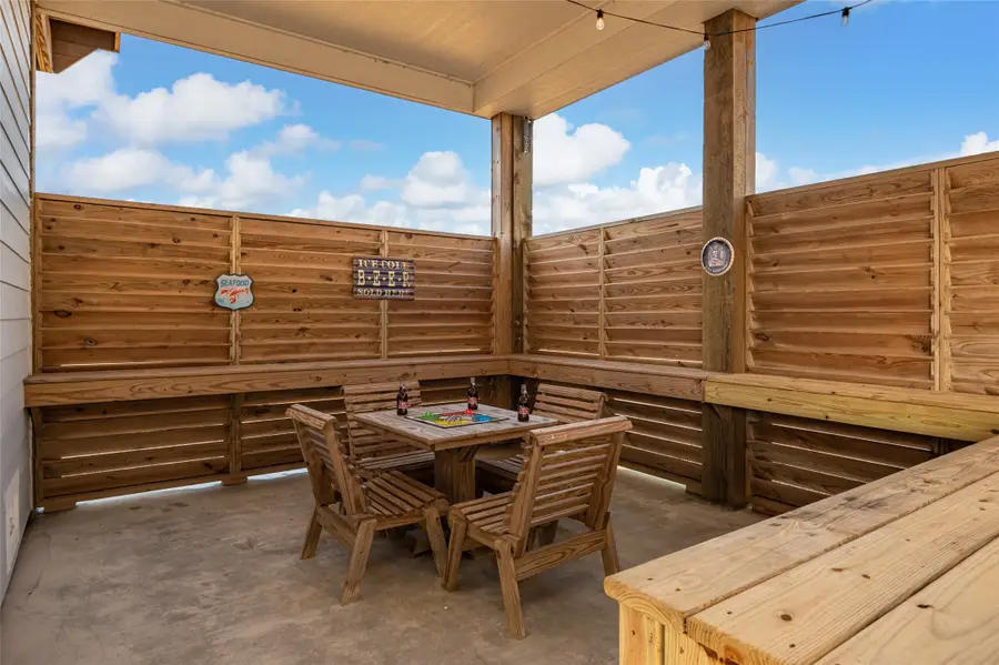 2285 E Lobster Street, Crystal Beach, TX 77650 - Image #3