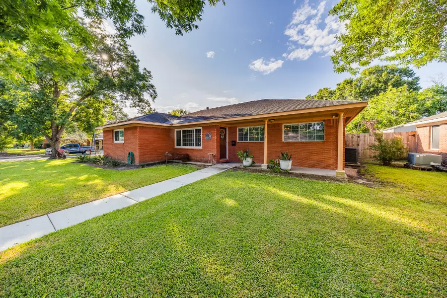 1602 Easthaven Drive, Pasadena, TX 77506 - #2