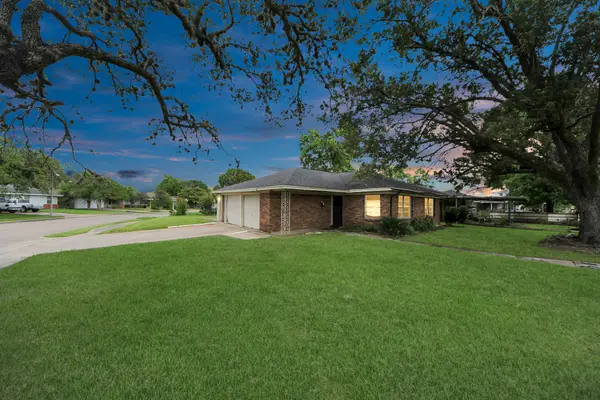 1501 Sheridan Road, Pasadena, TX 77502