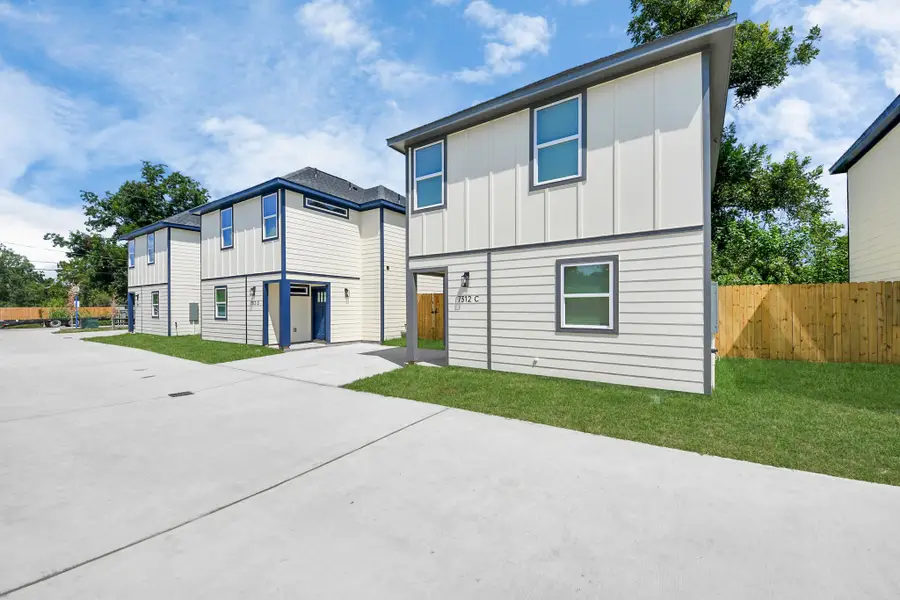 7312 Wileyvale Drive #D, Houston, TX 77016 - Image #2