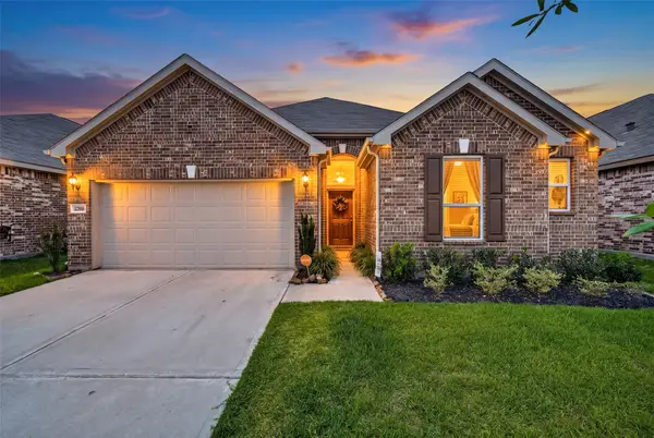 12818 Mossy Knoll Drive, Houston, TX 77044