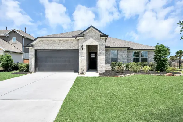 2920 Arbor Edge Crossing, Texas City, TX 77568
