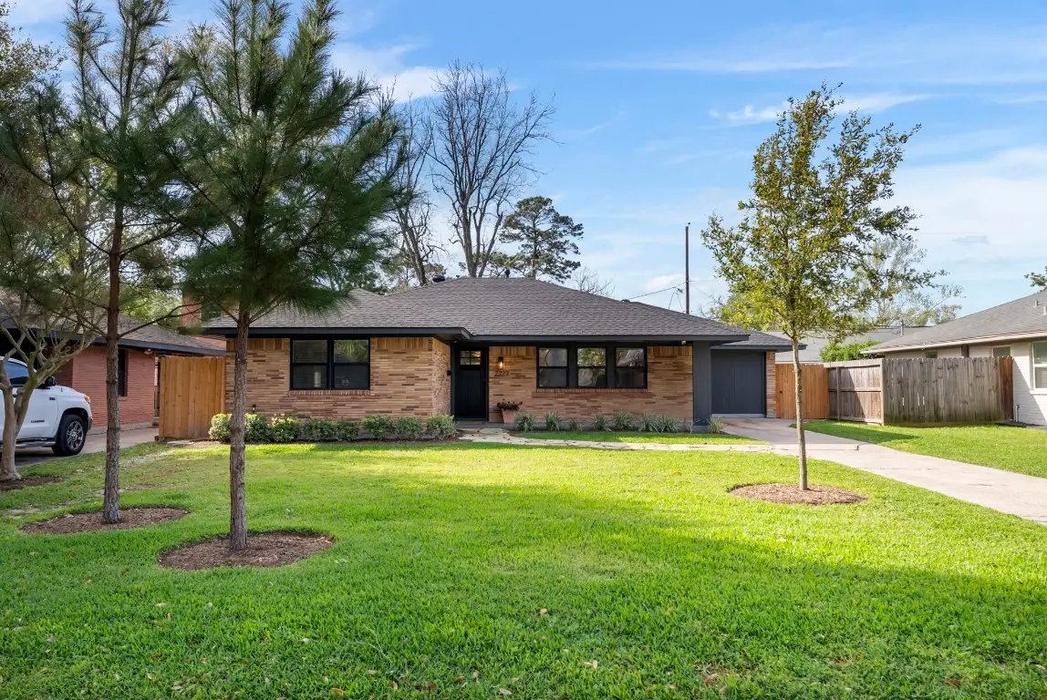 2223 Hialeah Drive, Houston, TX 77018 - #1