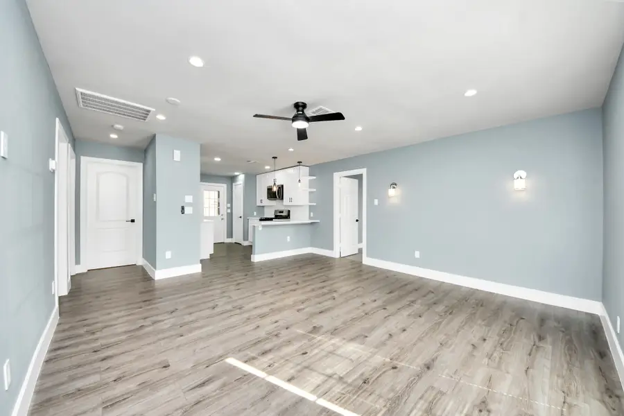 7338 Hurtgen Forest Road, Houston, TX 77033 - #2