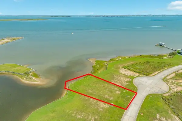 1506 Bay Pointe Drive, Galveston, TX 77554