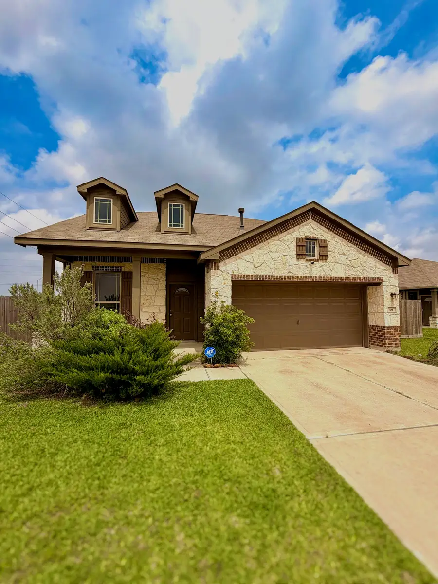 101 White Wing Lane, Sealy, TX 77474 - #2