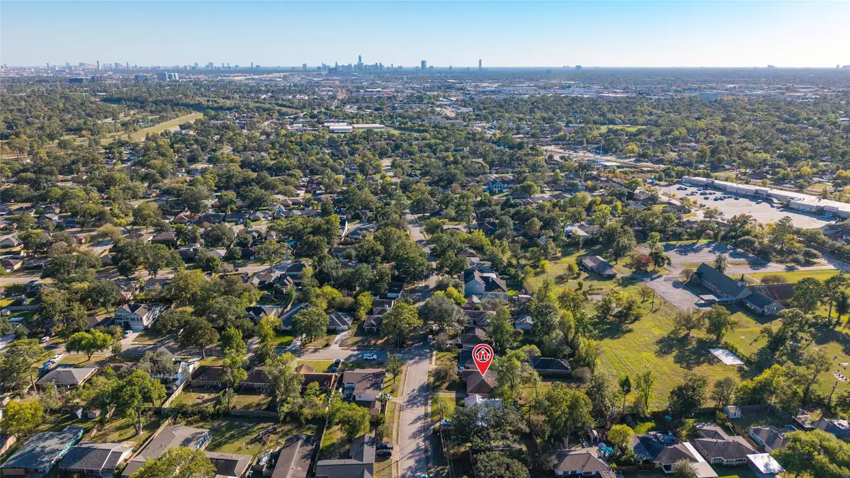 4801 Sanborn Drive, Houston, TX 77092 - Image #1