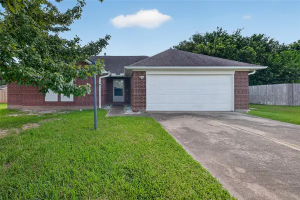 3413 Owens Drive, Dickinson, TX 77539